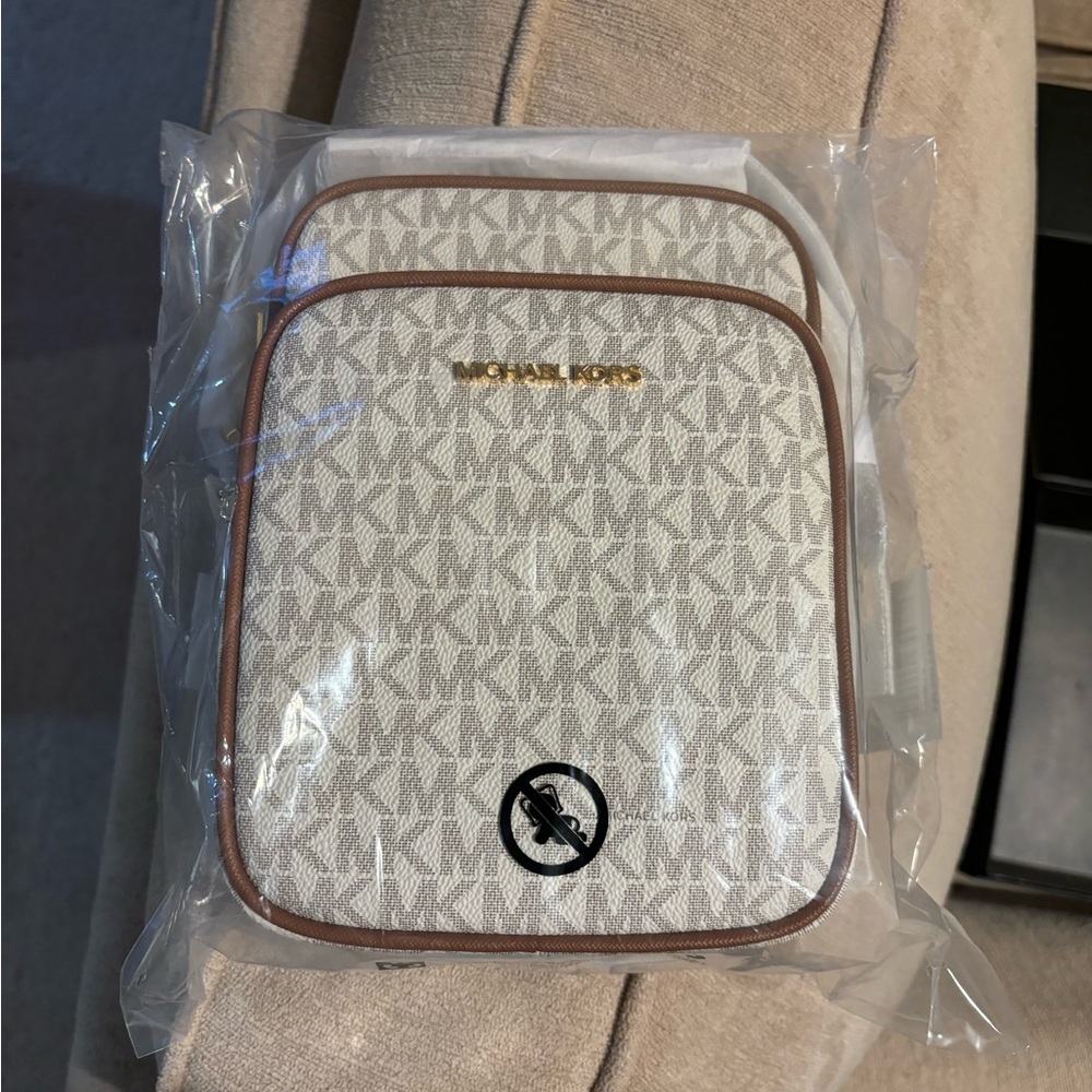 Michael Kors Crossbody